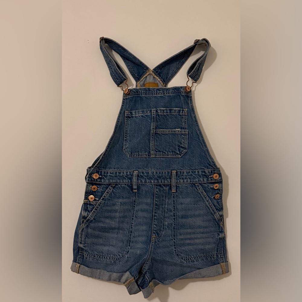 American Eagle short Overalls
